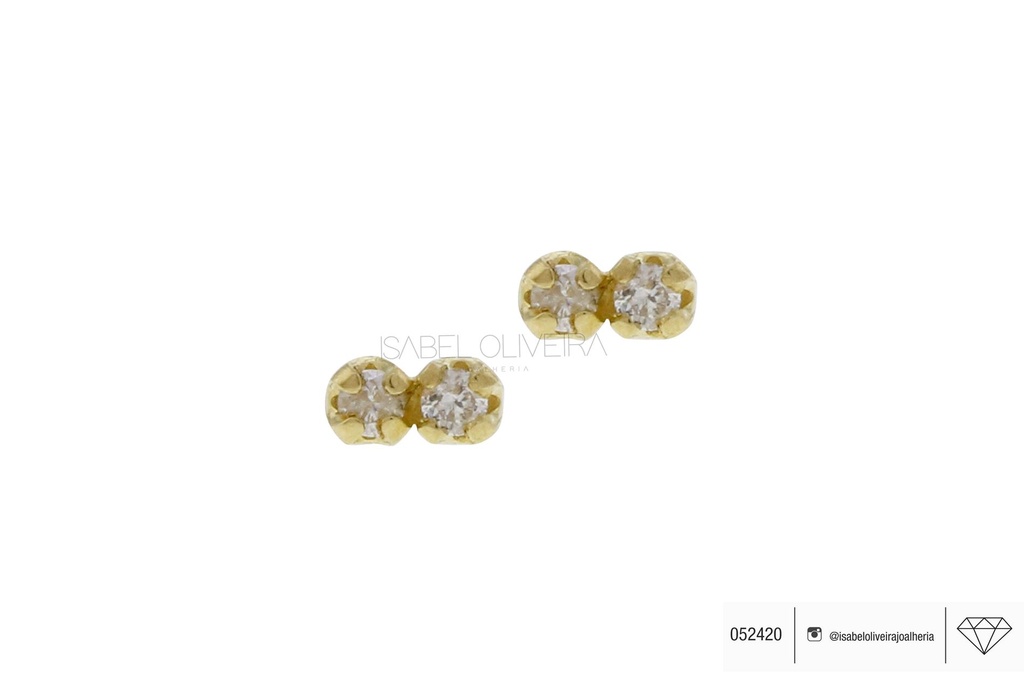 [052420] Brinco Duplo Cravação Coroa 4 Brilhantes 0,03ct J SI1 0,27g Ouro Amarelo 18k - Coleção Kids