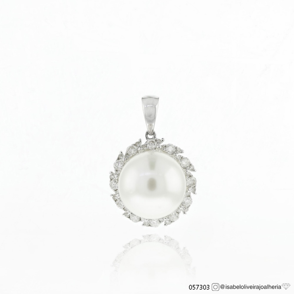 [057303] PINGENTE 1 PEROLA 36 BRILHANTES 0,47CT H VS2  3,90G OURO BRANCO 18K - COLEÇAO OVER THE MOON