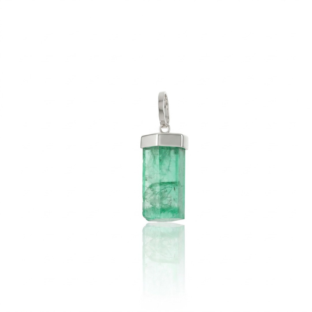 [076565] Pingente Esmeralda Brasileira Bruto 5,89ct 1,88g Ouro Branco 18k - Coleção Alpha Masculino