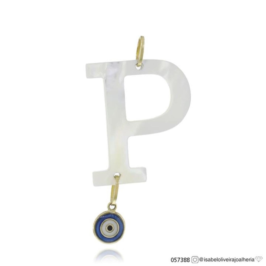 [057388] Pingente Letra P Madre Pérola com Olho Grego 1,20g Ouro Amarelo 18k - Coleção History