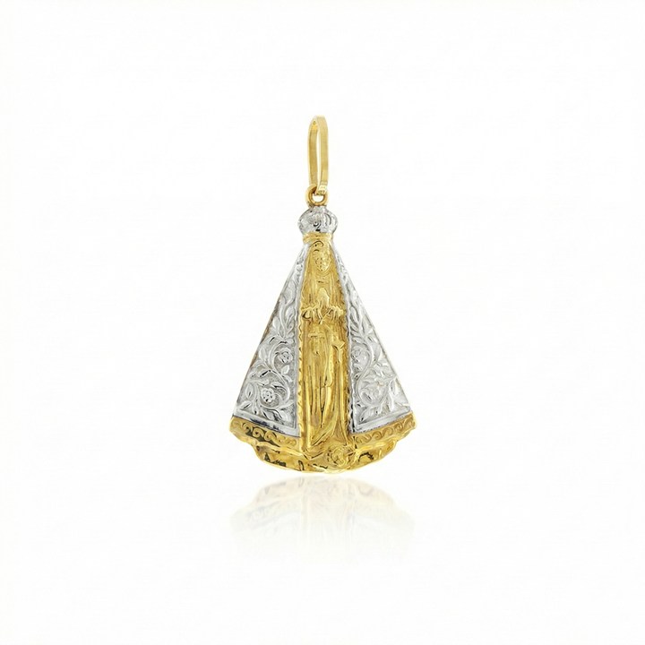 [060106] Pingente Nsa Sra Aparecida 32mm 2,20g Ouro Amarelo 18k com Ródio Branco 18k - Coleção Fe Santos