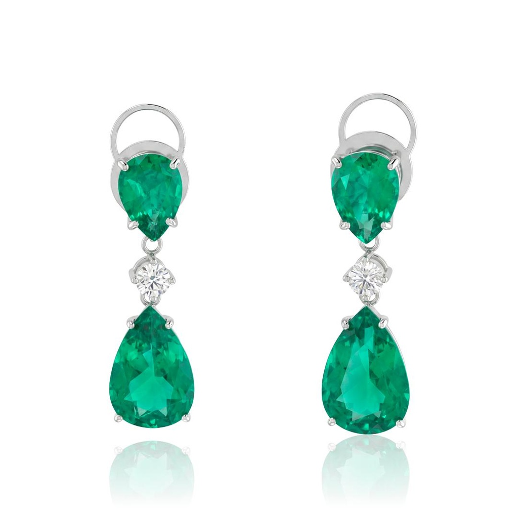Brinco 4 Esmeraldas Brasileiras Gota 15,06ct 2 Brilhantes 0,61ct H VS2 9,47g Ouro Branco 18k - Coleção Brazilian Emerald