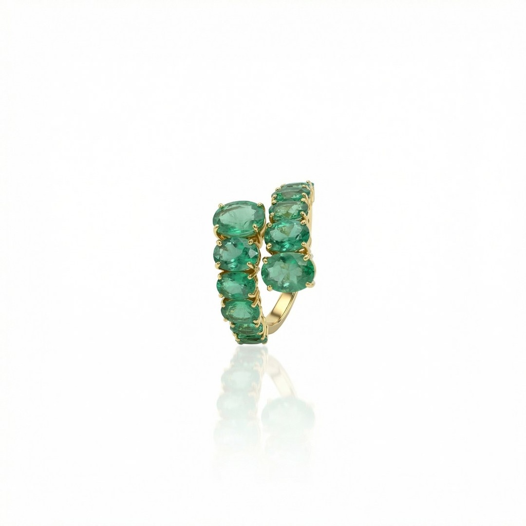 [069749] Anel Degradê 12 Esmeraldas Brasileiras Oval 6,39ct 6,52g Ouro Amarelo 18k - Coleção Brazilian Emerald