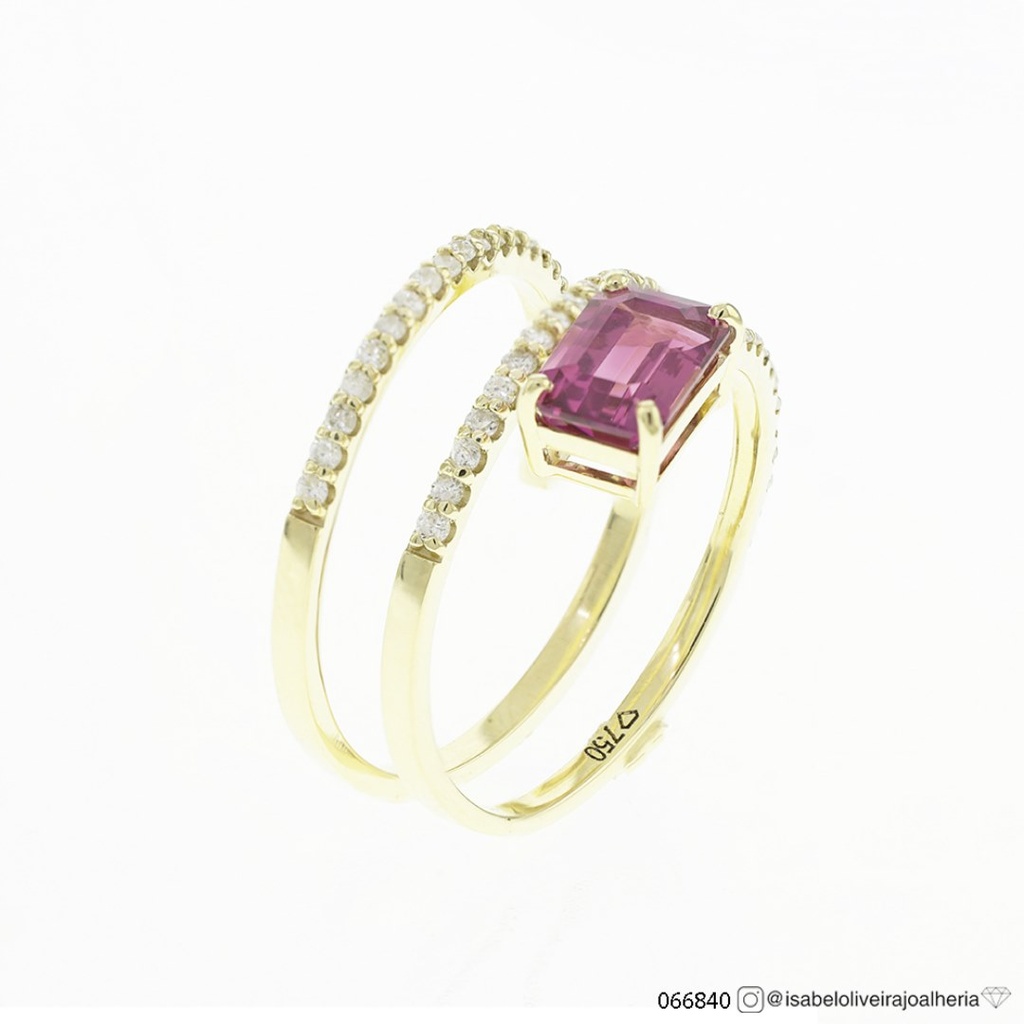 [066840] ANEL ESPIRAL RUBELITA OCTOGONAL 1,06CT 60 BRILHANTES 0,45CT H VS2 3,81G OURO AMARELO 18K - COLEÇAO RUBELITA