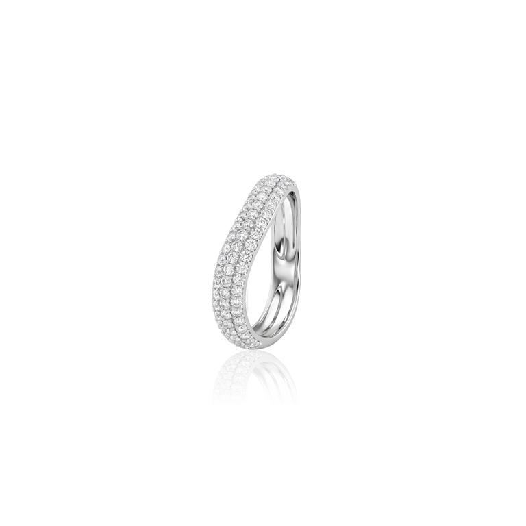 Anel Onda 4mm 67 Brilhantes 0,63ct H VS2 2,96g a 2,78g Ouro Branco 18k - Coleção Pavê