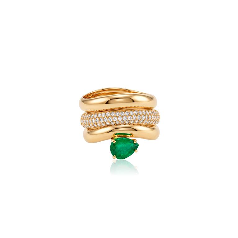 ANEL TRIPLO 1 ESMERALDA COLOMBIANA GOTA 0,84CT 73 BRILHANTES  0,54CT H VS2 9,42G OURO AMARELO 18K - COLEÇAO COLOMBIA EMERALD