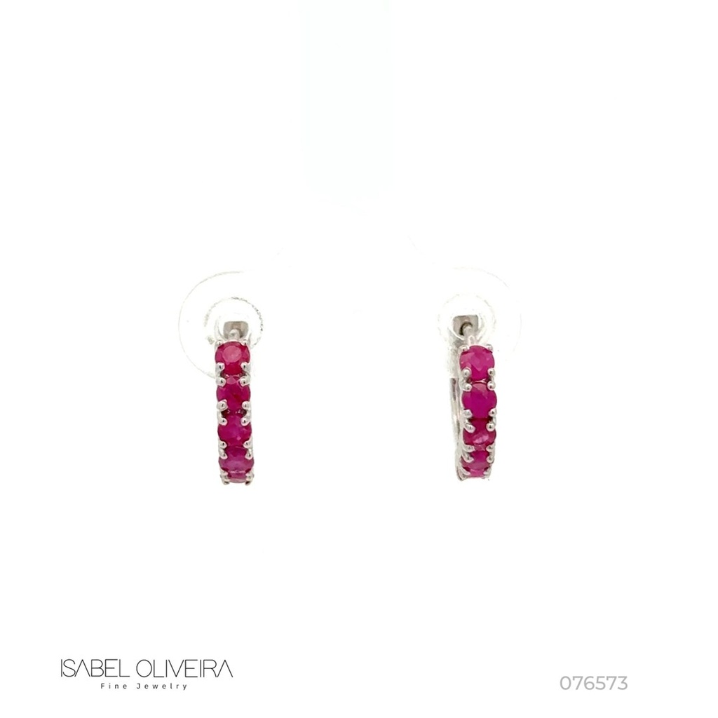 [076573] ARG01RUBBM-Argola 11mm Diâmetro 1 Fileira com Meia Cravação 10 Rubis 0,82ct 2,21g Ouro Branco 18k - Coleção Argolas Fashion