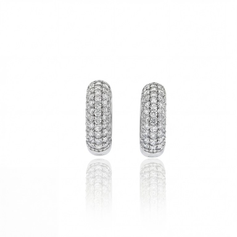 [072629] ARG05BRIBG-Argola 15mm 5 Fileiras Meia Cravação Externa 94 Brilhantes 0,90ct g VS1 4,83g Ouro Branco 18k - Coleção Argolas Fashion