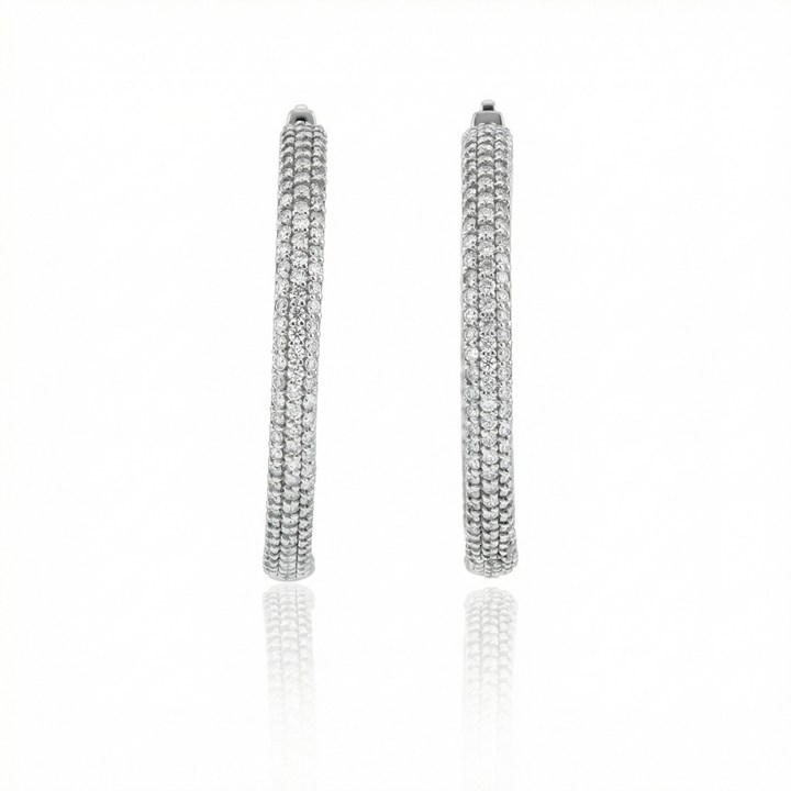[064755] Argola 35mm Diâmetro Meia Cana 3 Fileiras Cravação Externa e Interna 332 Brilhantes 2,60ct 14,30g Ouro Branco 18k - Coleção Argolas Fashion