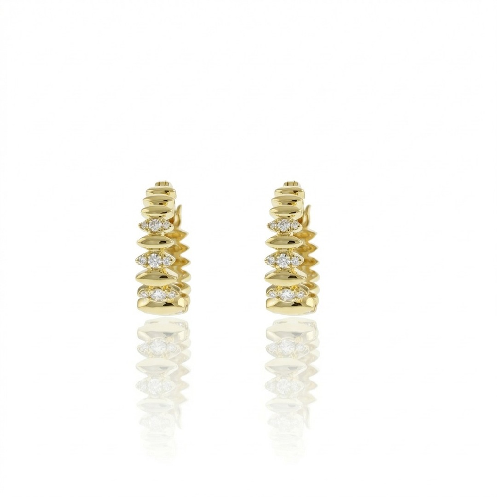 [076866] Argola Formato Navetes 36 Brilhantes 0,28ct 3,06g Ouro Amarelo 18k - Coleção Argolas Fashion