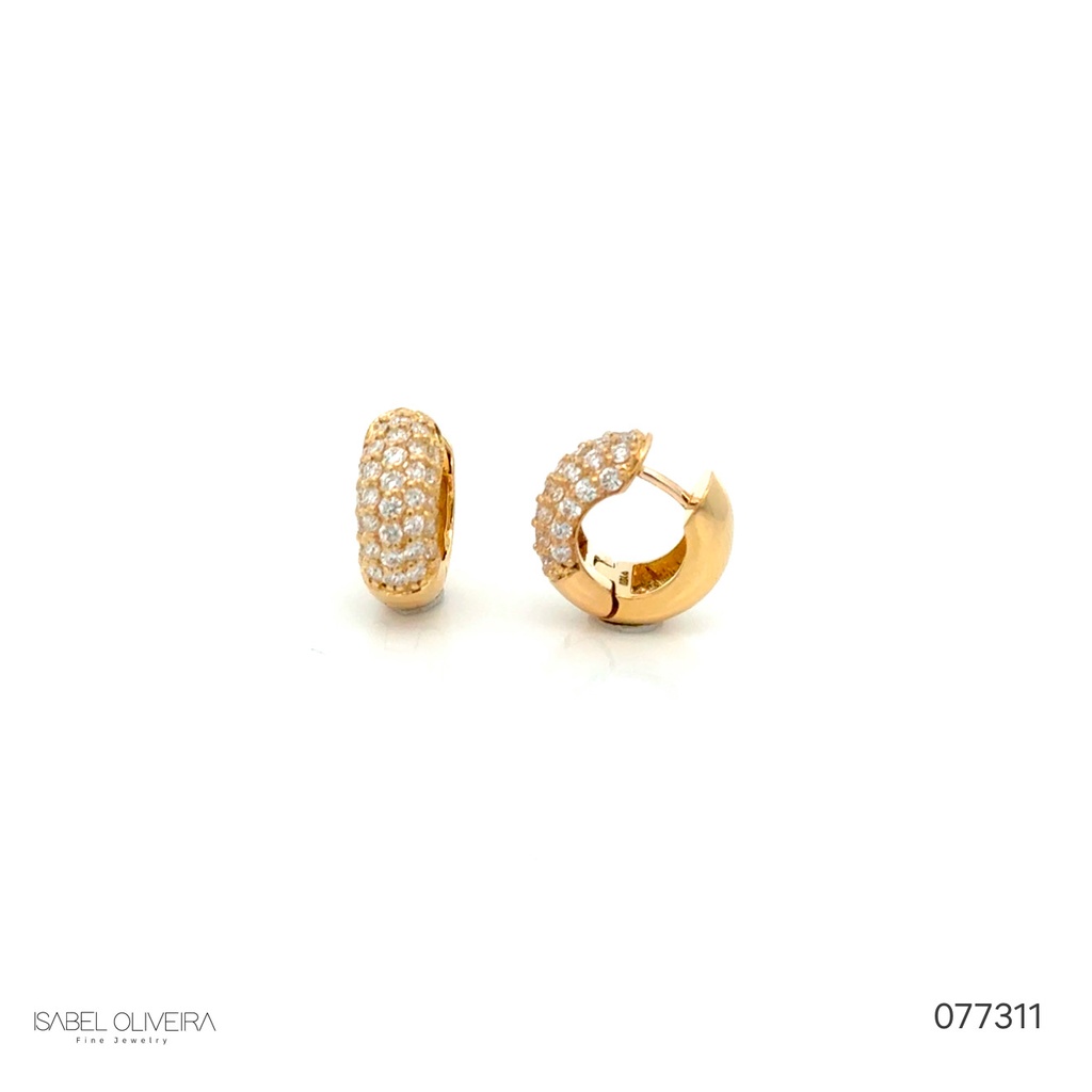 [077311] ARG05BRIAM-Argola 12mm 5 Fileiras Meia Cravação 64 Brilhante 0,58ct H VS2 3,94g Ouro Amarelo 18k - Coleção Argolas Fashion