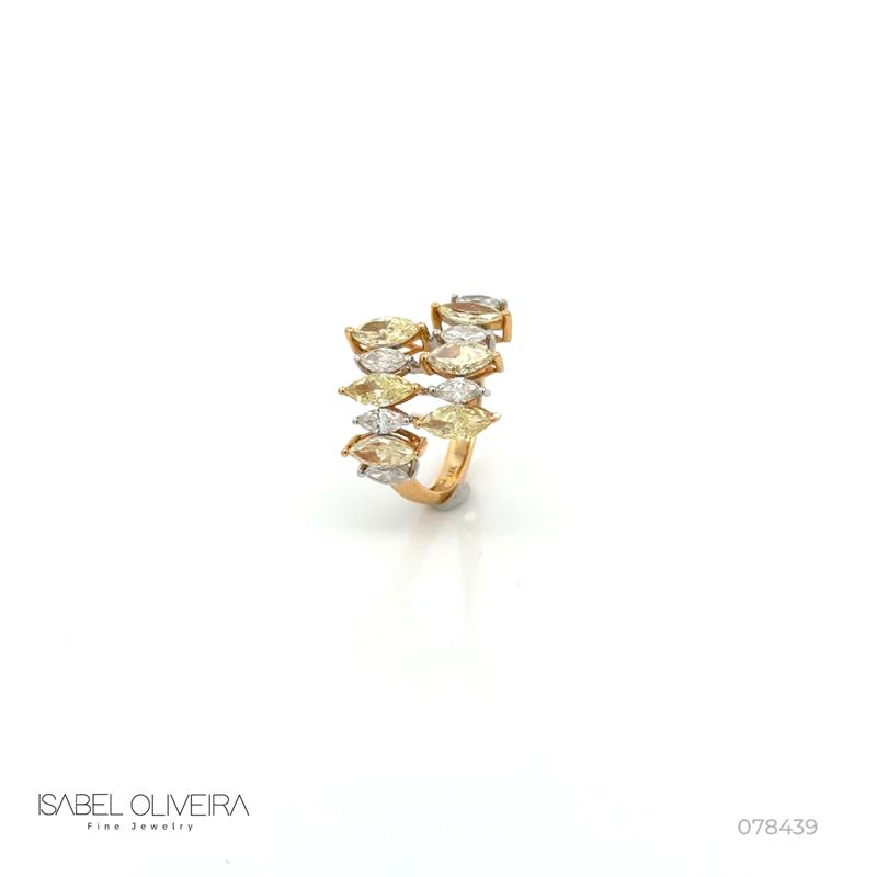 [078439] Anel Torcido 6 Diamantes Navetes Fancy 1,86ct 6 Diamantes Navetes 0,69ct 4,0g Ouro Amarelo 18k - Coleção Laisa