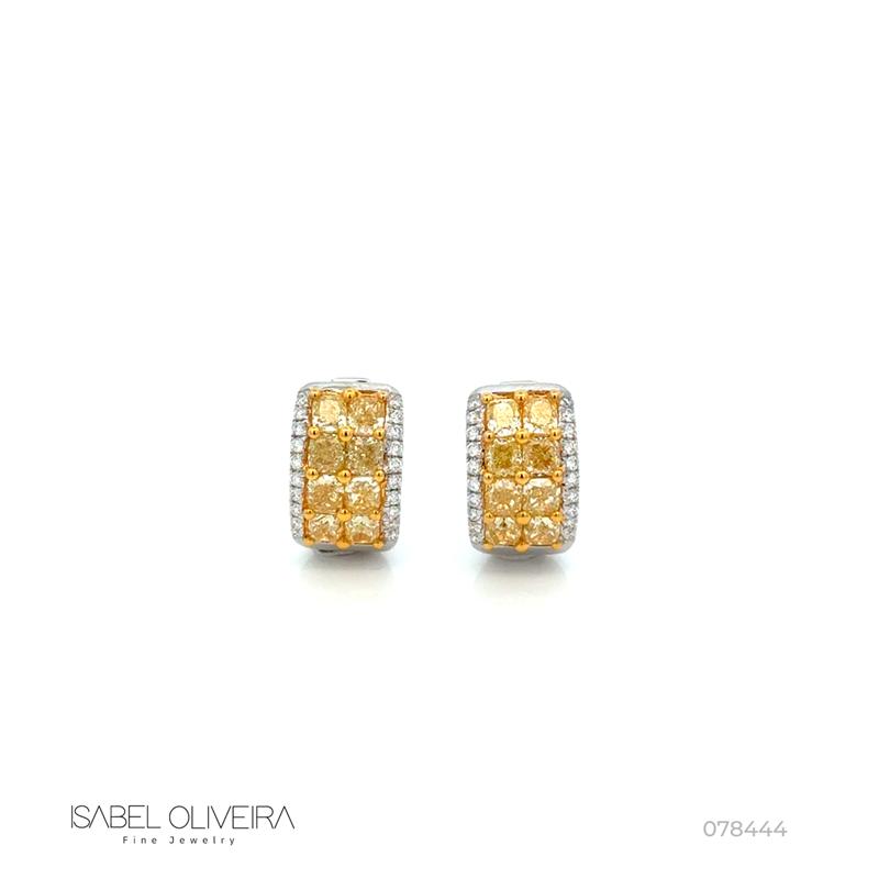 [078444] Argola 16 Diamantes Fancy 3,45ct 40 Brilhantes 0,33ct 9,22g Ouro Branco e Amarelo 18k - Coleção Laisa