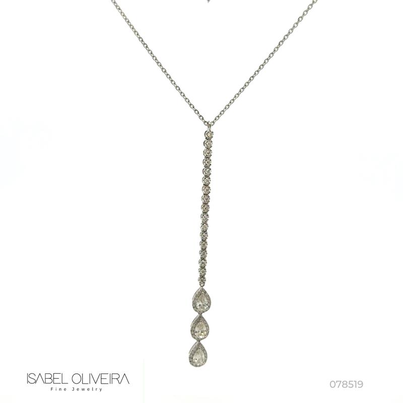 Colar com Pingente Pendurado 3 Diamantes Gota 0,68ct 65 Brilhantes 0,36ct 4,59g Ouro Branco 18k - Coleção Laisa