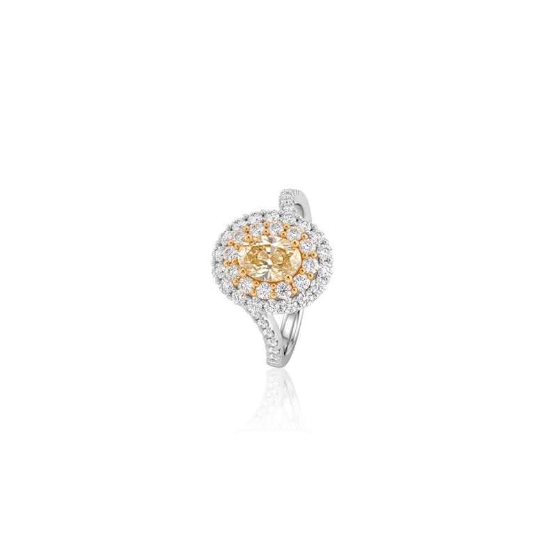 Anel 1 Diamante Fancy Oval 0,61ct 44 Brilhantes 0,87ct 3,15g Ouro Branco e Amarelo 18k - Coleção Laisa