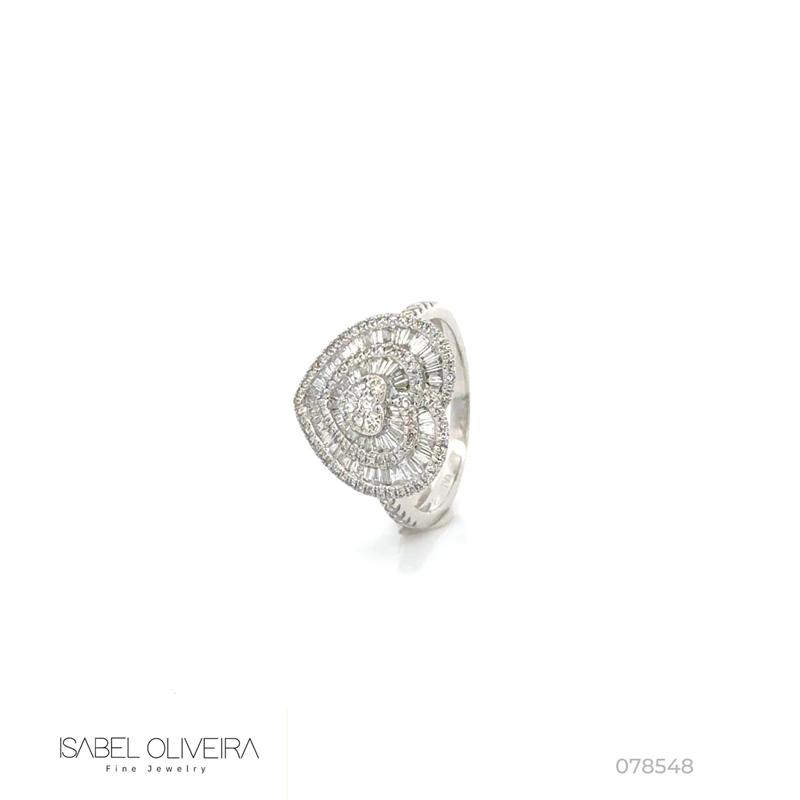 Anel Coração 62 Diamantes Trapézio 0,34ct 104 Brilhantes 0,35ct 3,30g Ouro Branco 18k - Coleção Laisa