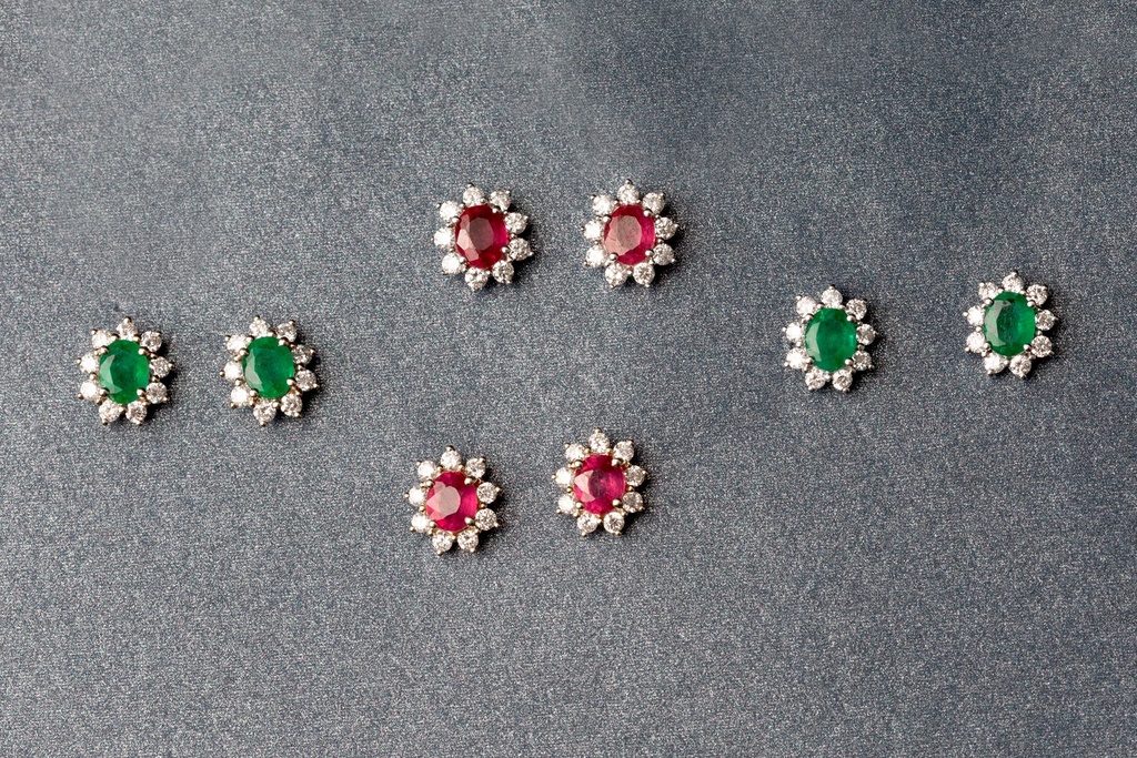 [073760] Brinco Chuveiro Red to Wear 0,94 ct · Ouro Branco 18k