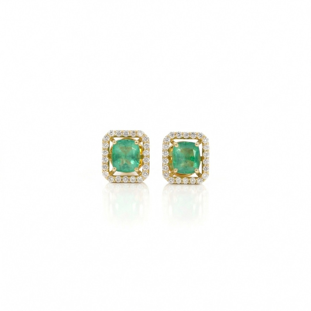 Brinco Clássico 2 Esmeraldas Brasileira Cushion 2,08ct 44 Brilhantes 0,51ct H VS2 4,16g Ouro Amarelo 18k - Certificado Belmont 25603- Coleção Brazilian Emerald