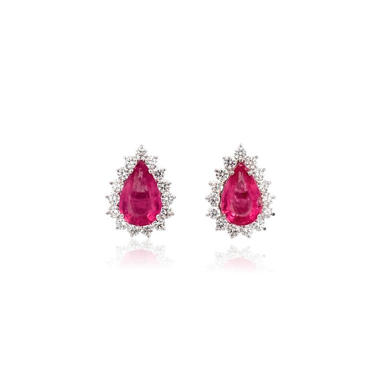 [075369] Brinco Clássico I 2 Espinélios Vermelhos Gota 4,83ct 30 Brilhantes 1,36ct H VS2 5,79g Ouro Branco 18k - Coleção Rubelita