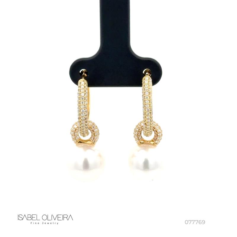 ARGOLA 2 PEROLAS BRANCAS 11MM 210 BRILHANTES 0,73CT 9G OURO AMARELO 18K - COLEÇAO OVER THE MOON